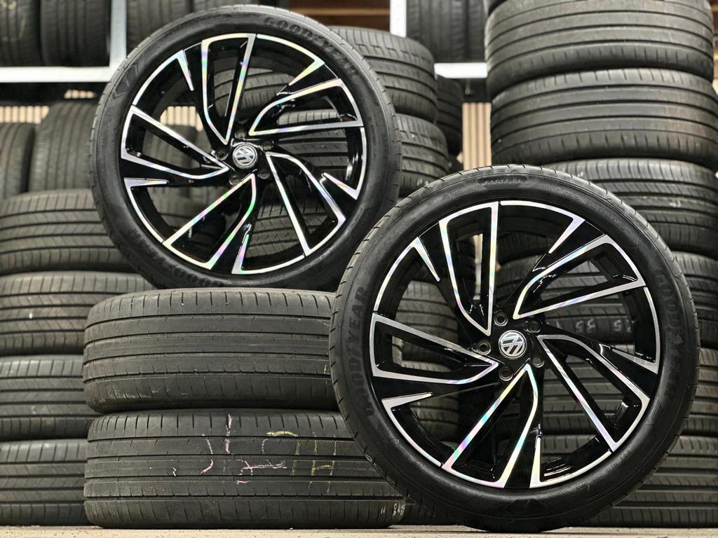 20 inch Adalaide look zomerset TIGUAN 5mm goodyear €999,-, Ophalen, Zomerbanden, Banden en Velgen