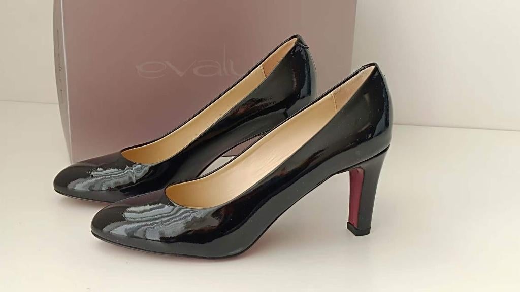 Evaluna Louboutin Hakken, Kleding | Dames, Schoenen, Ophalen of Verzenden, Zo goed als nieuw, Zwart