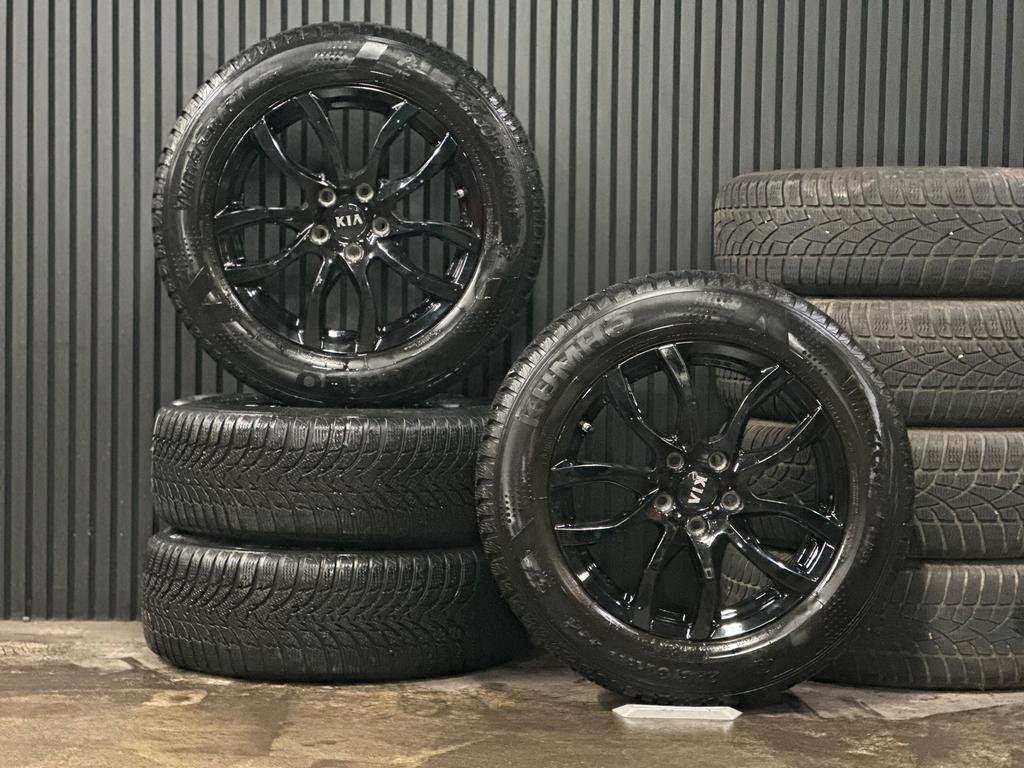17 inch Winterset Kia Sportage 7mm , 2010>2025! €599,-, Ophalen, Winterbanden, Banden en Velgen