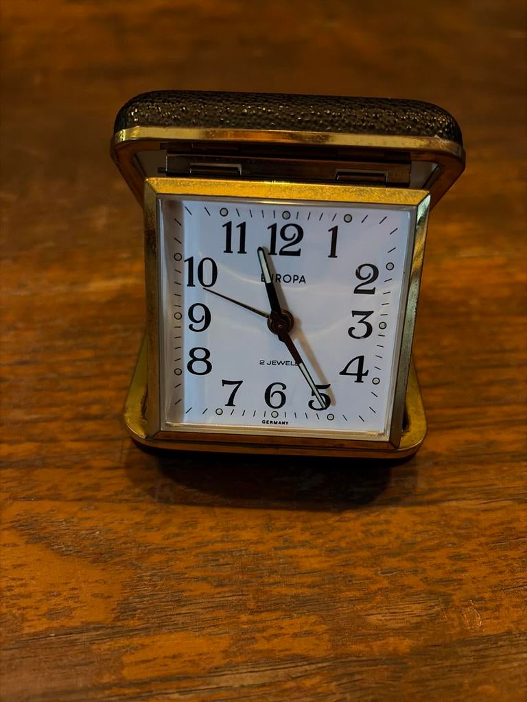 Vintage Europa Reiswekker met Doos, Antiek en Kunst, Antiek | Klokken, Ophalen of Verzenden