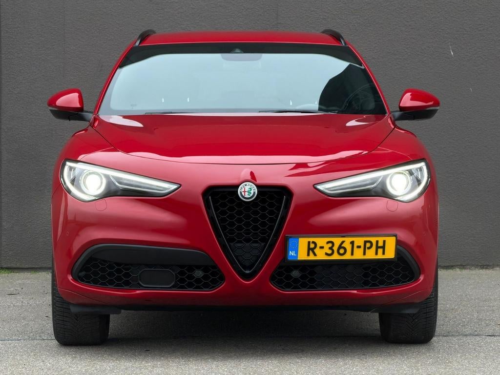 Alfa Romeo Stelvio 2.0 280pk AWD Super, Automaat, 1995 cc, 4 cilinders, 14 km/l