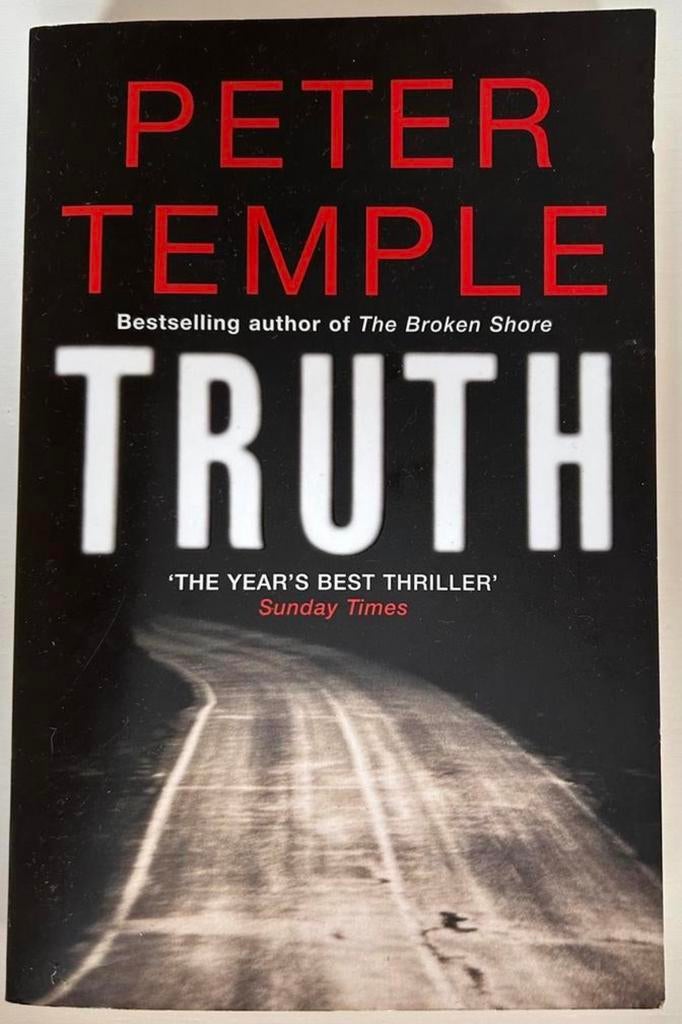 TRUTH - Peter Temple - English Thriller, Boeken, Taal | Engels, Zo goed als nieuw, Ophalen of Verzenden