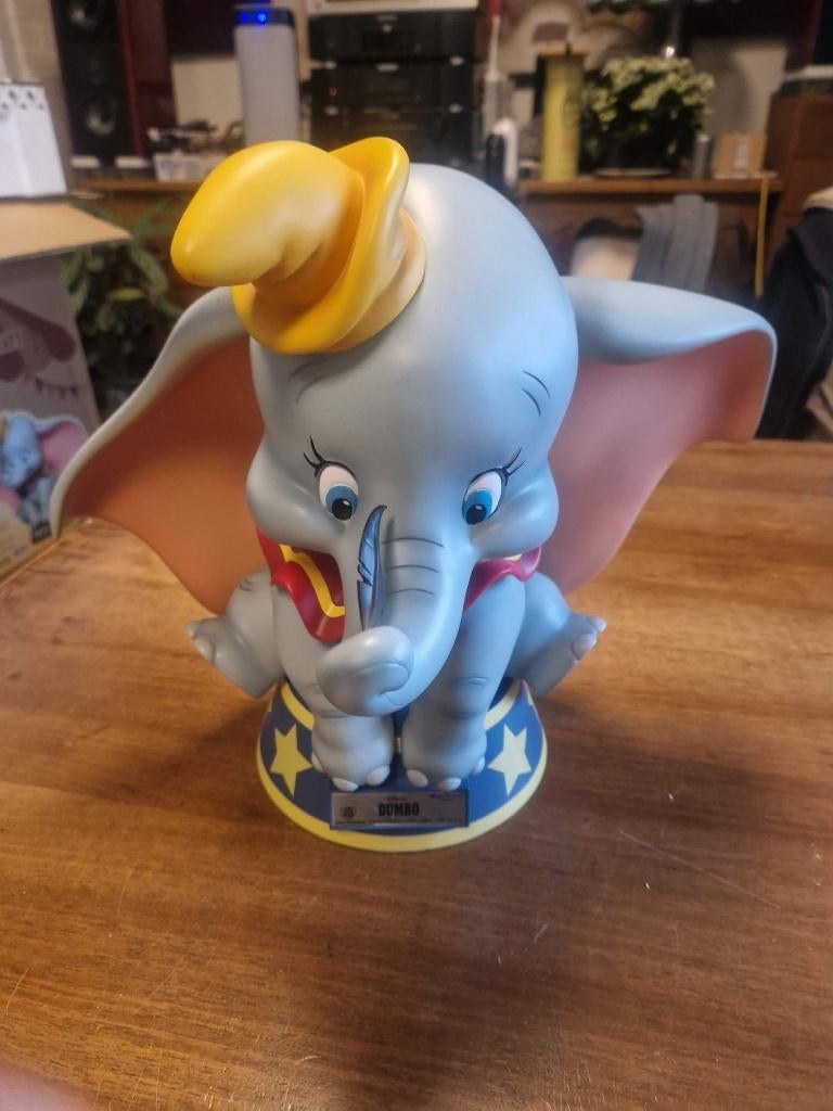 Beast Kingdom Dombo, Verzamelen, Disney, Ophalen of Verzenden, Bambi of Dumbo, Zo goed als nieuw, Beeldje of Figuurtje