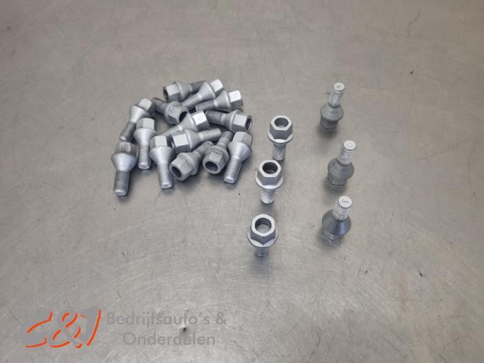 Wielbouten set van een Opel Combo, Gebruikt, -, -, Opel