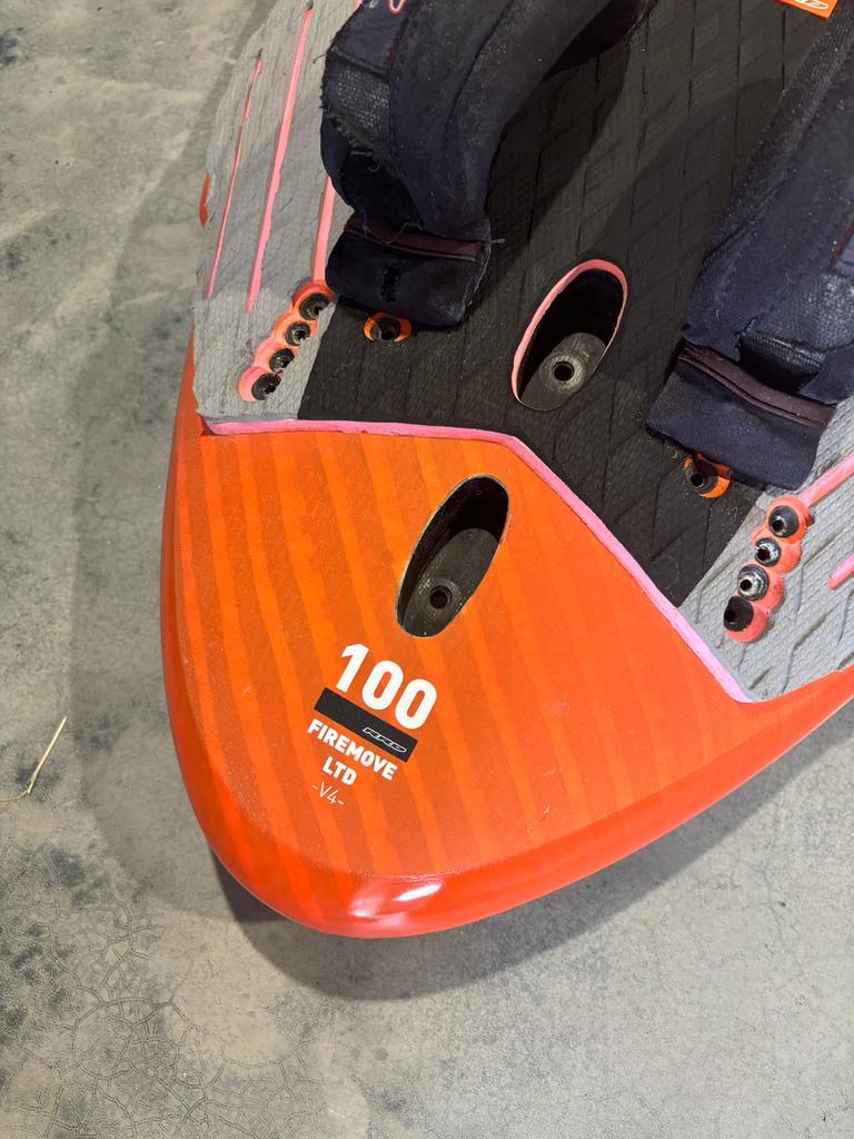 RRD Firemove LTD V4 - 100L, Ophalen, Gebruikt, Minder dan 250 cm, Plank