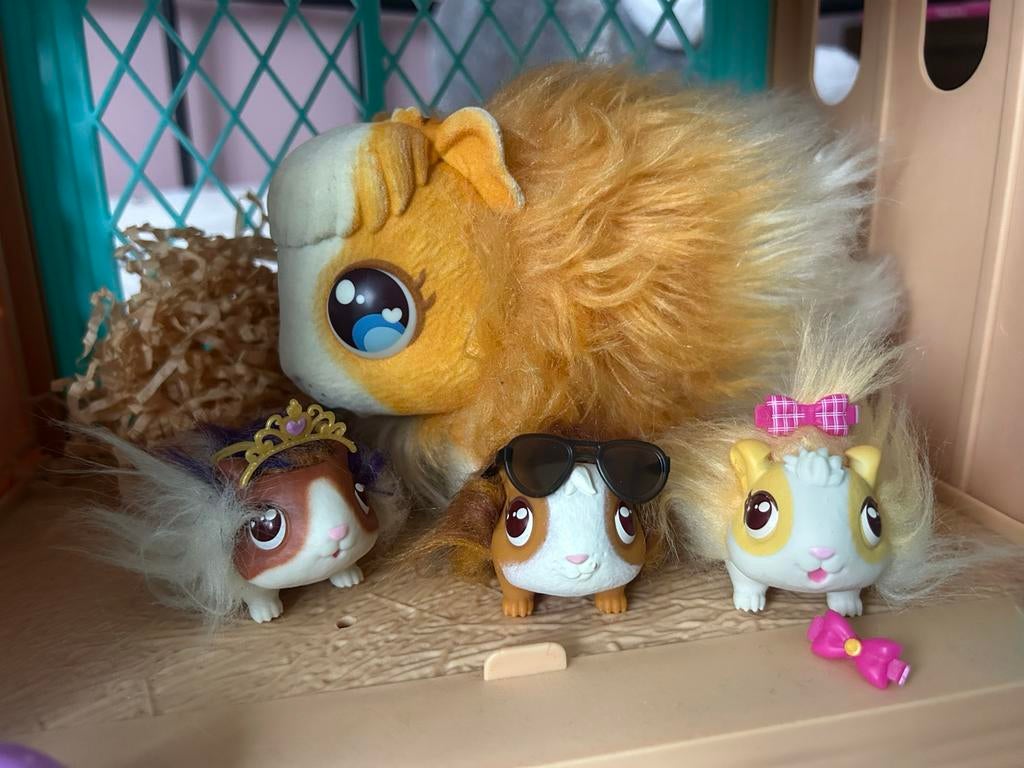Little Live Pets Cavia met  babies, Ophalen of Verzenden, Zo goed als nieuw, Overige typen