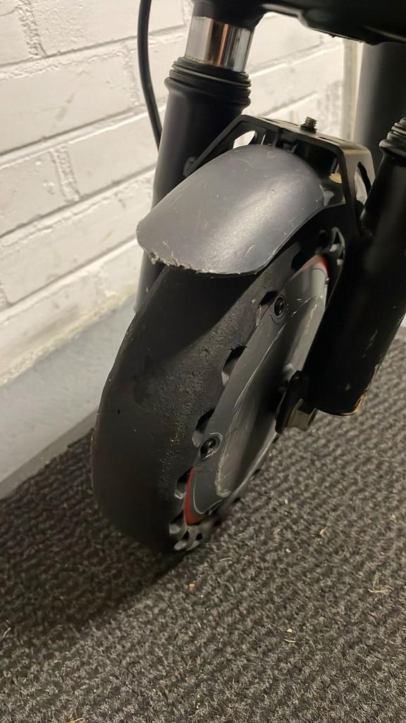 Elektrische step reparatie, Fietsen en Brommers, Steps, Ophalen, Zo goed als nieuw, Elektrische step (E-scooter)