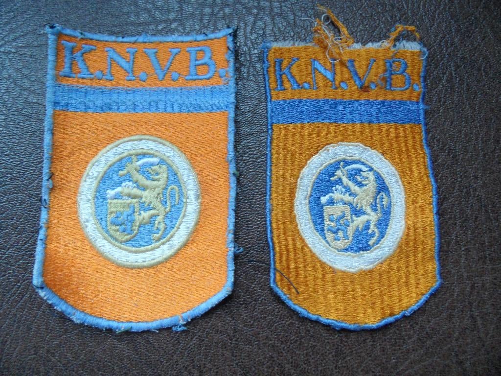 KNVB voetbalbadge embleem Vintage, Ophalen of Verzenden, Gebruikt, Overige binnenlandse clubs