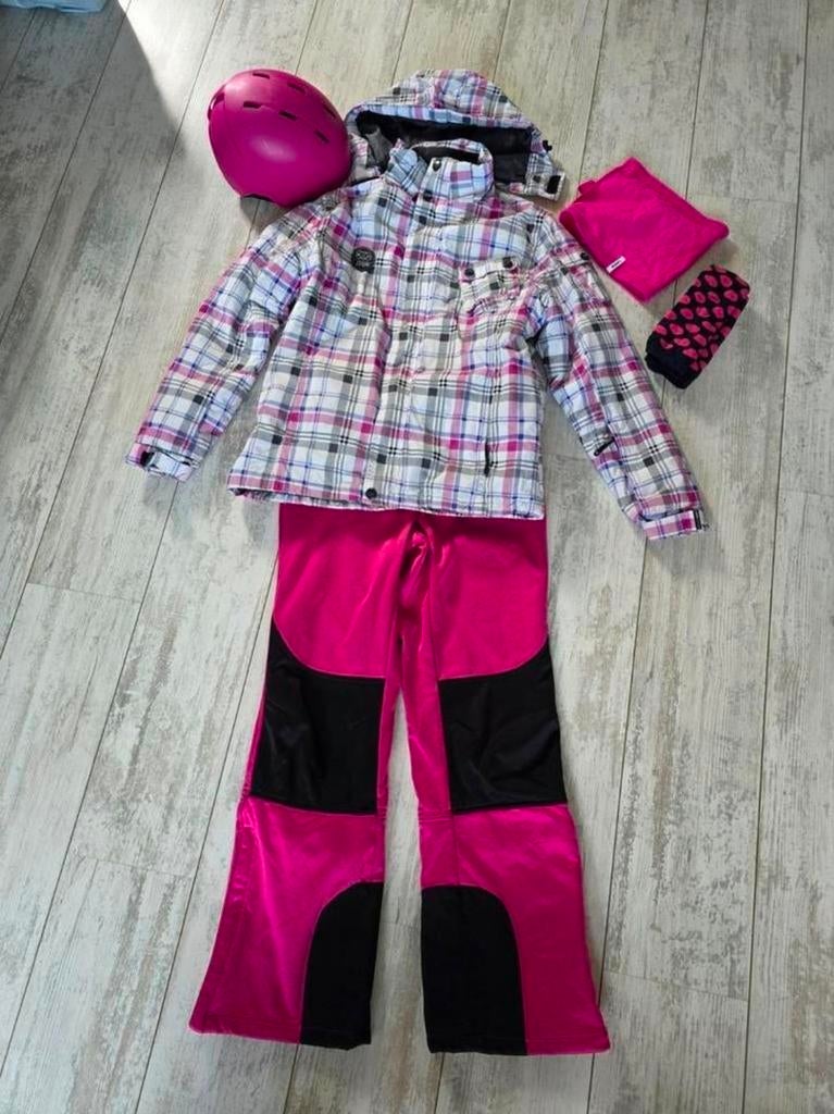 Complete skiset maat S: broek, jas, helm, kol en sokken, Overige merken, Gebruikt, 100 tot 140 cm, Ophalen of Verzenden