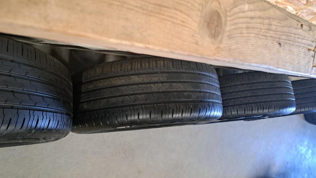 Foto 6 van Zwarte velgen Sportage Sorento Kona RAV4 Vitara 235/55/18