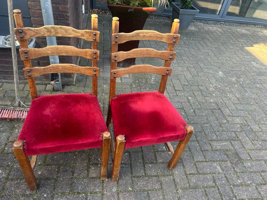 4 Vintage retro stoelen met rode bekleding, Huis en Inrichting, Stoelen, Gebruikt, Twee, Ophalen of Verzenden, Rood