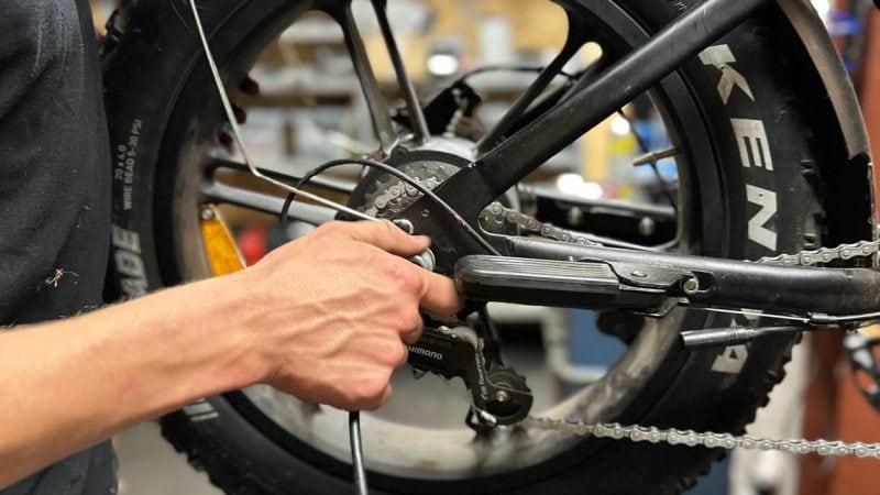 Fatbike Reparatie & onderhoud OUXI QMWHEEL | Ophaalservice, Snelservice, Fietsreparatie