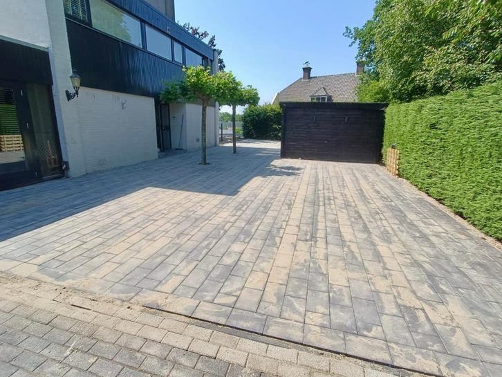 Stratenmaker Rotterdam | Tuinaanleg & Oprit Aanleggen