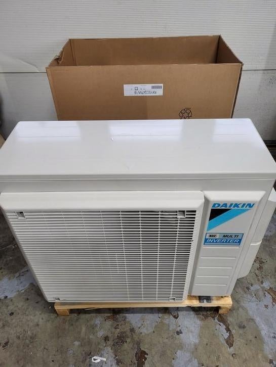 Daikin multisplits 6.8kw en 9kw refurbished/ nieuw. R32, Ophalen of Verzenden, Zo goed als nieuw