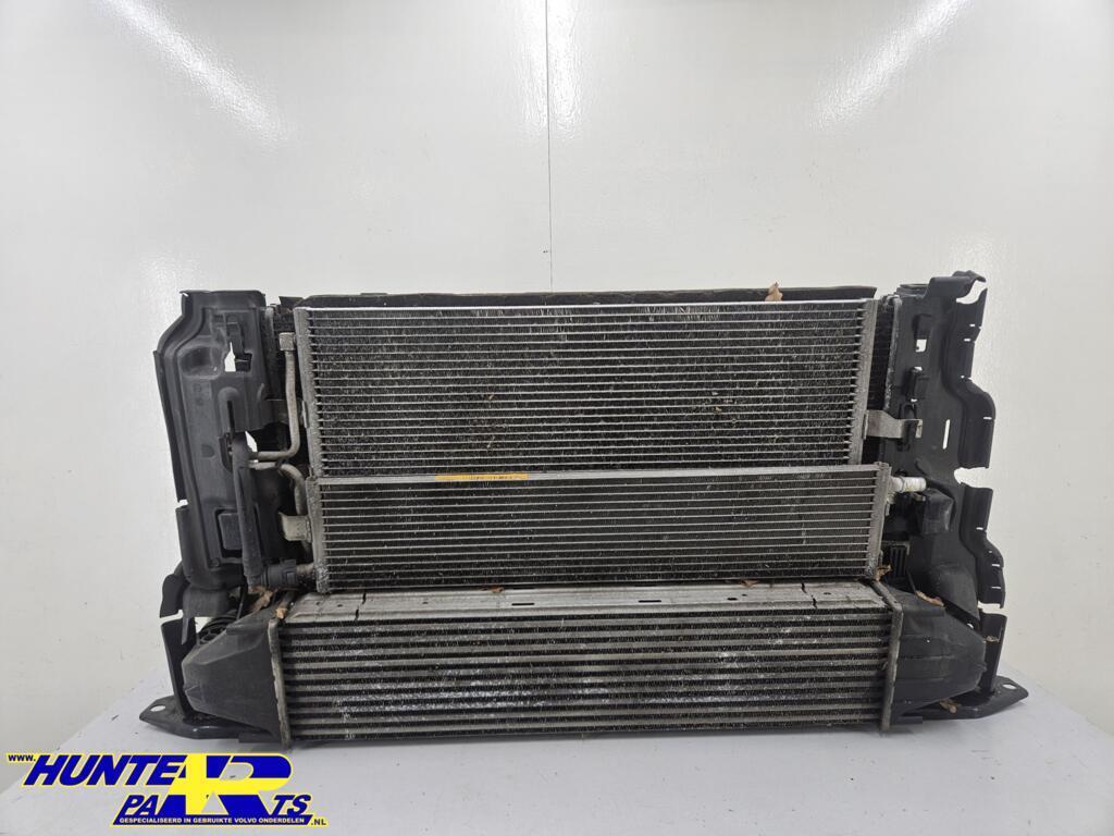 Koelerpakket Volvo V60 D6 Hybride ('10-'18) 31368326, Gebruikt, Ophalen of Verzenden, Volvo