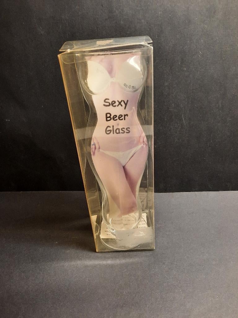 Bierglas met vrouwelijke vormen, Ophalen of Verzenden, Zo goed als nieuw, Glas of Glazen, Overige merken