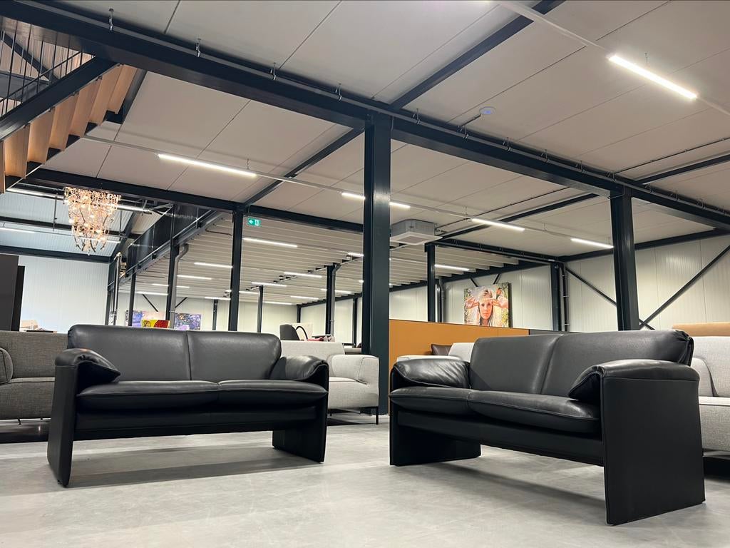 2 Nieuw Leolux Bora Bora 2 zits bank Zwart leer Design, Ophalen of Verzenden, Nieuw, 75 tot 100 cm, Leer