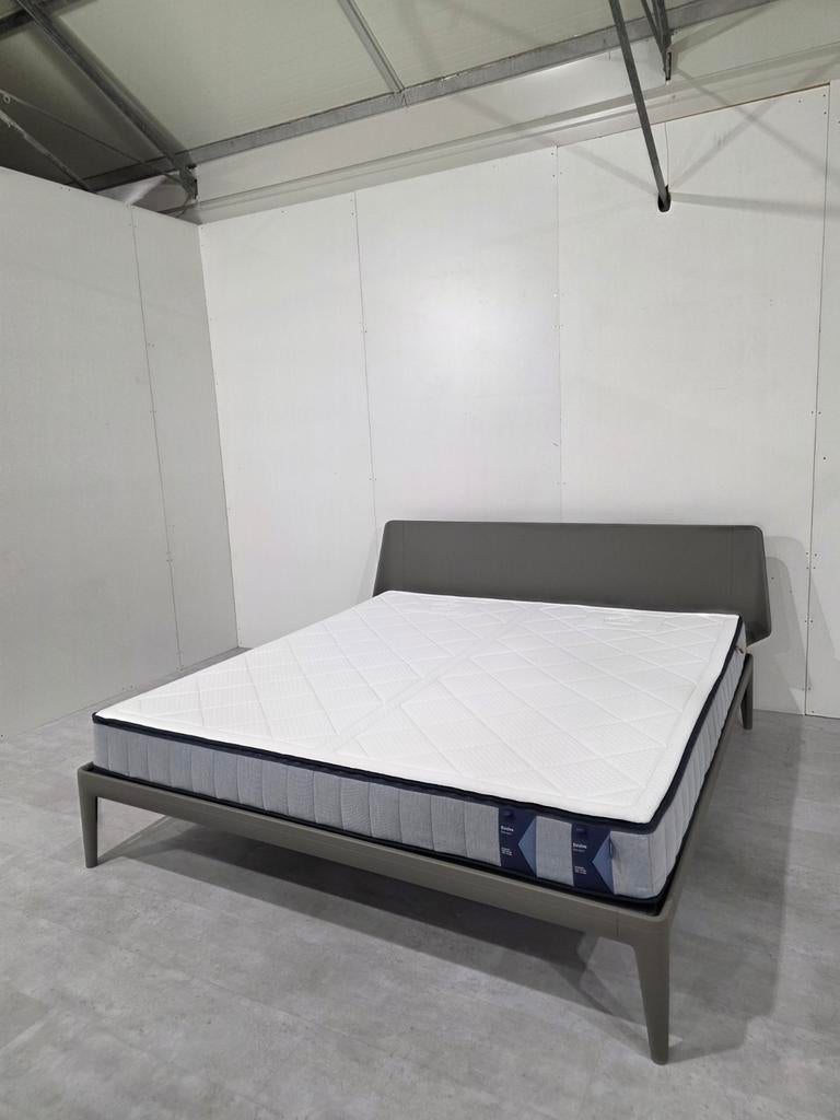 Showroom Auping Essential 200x210 + Evolve Matras, Huis en Inrichting, Slaapkamer | Bedden, 90 cm, Tweepersoons, Ophalen of Verzenden