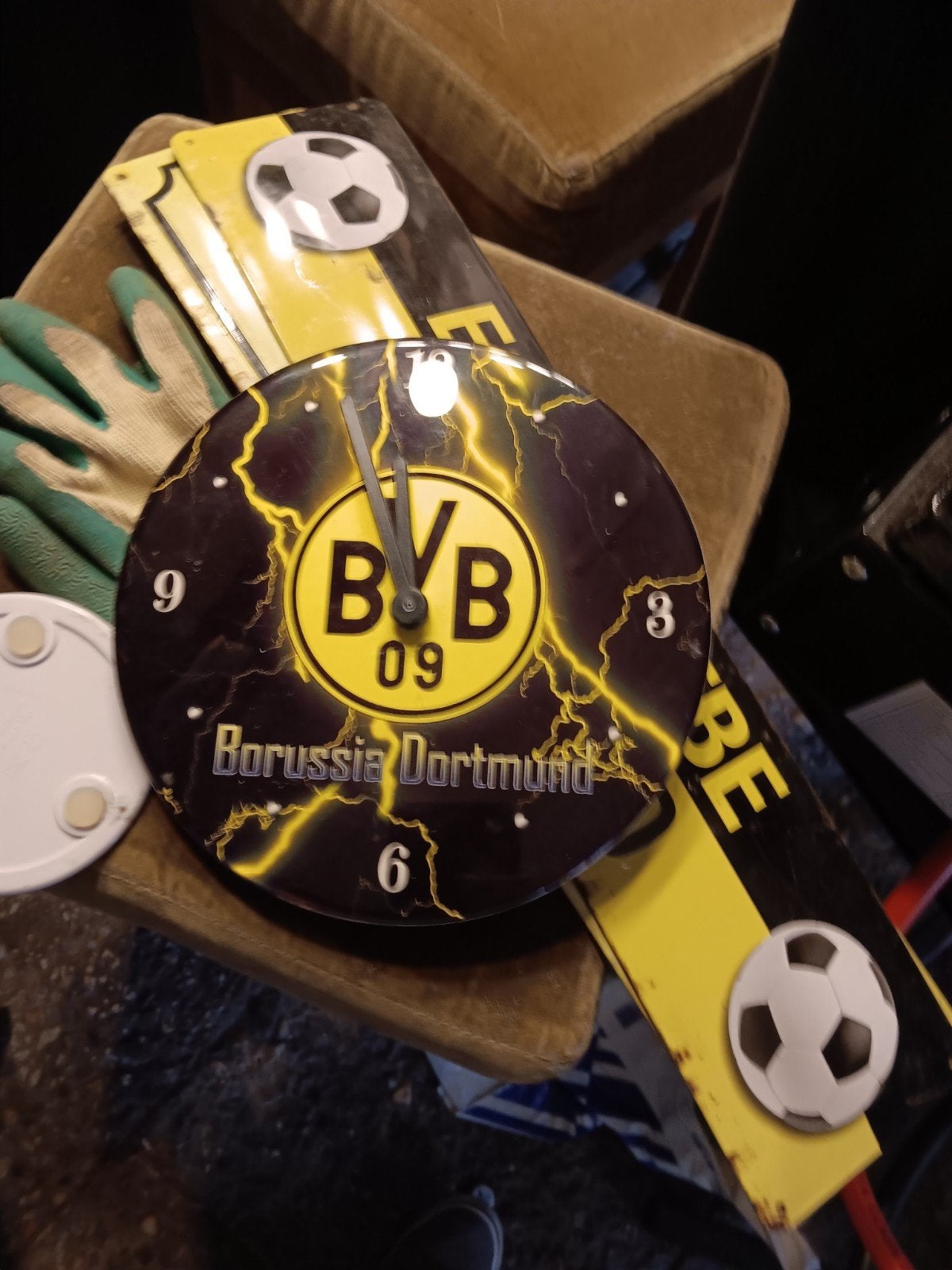 Borussia Dortmund BVB 09 Wandklok, Ophalen, Analoog, Werkt op batterijen, Overige merken