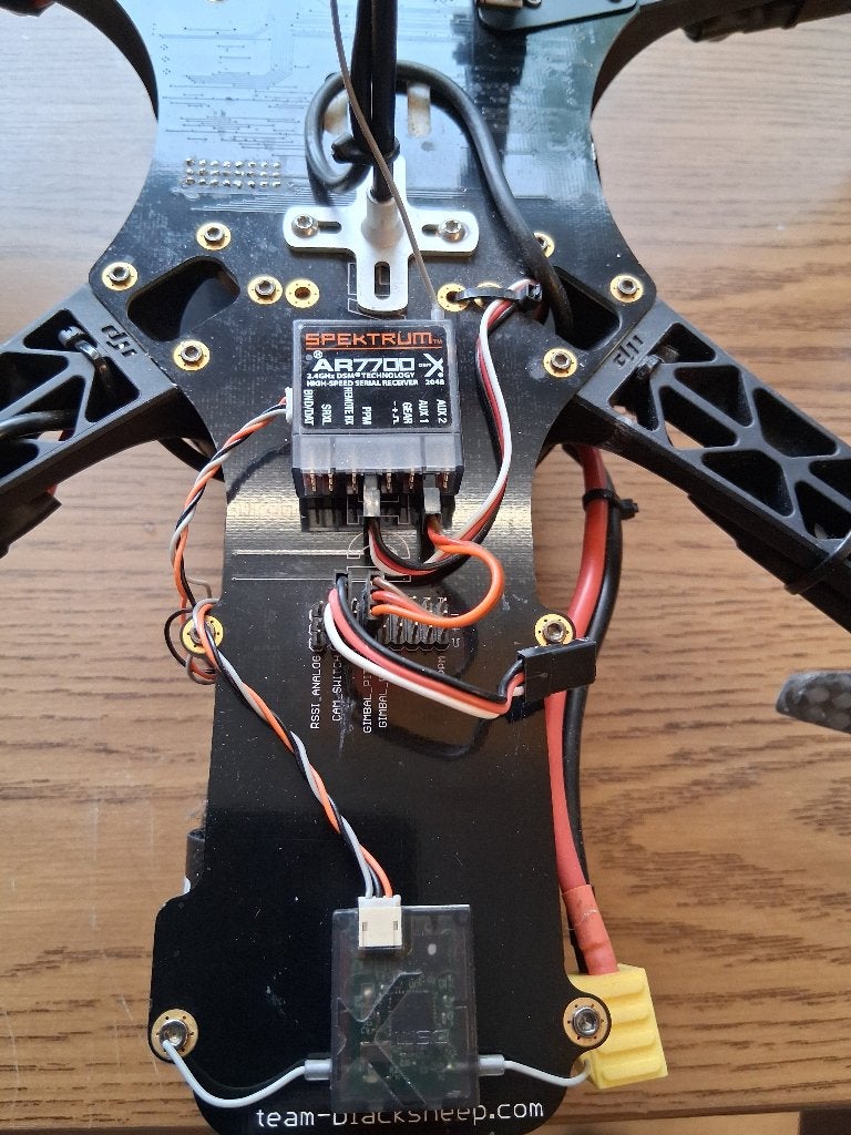 TBS Discovery FPV Drone met Spektrum AR7700-X ontvanger