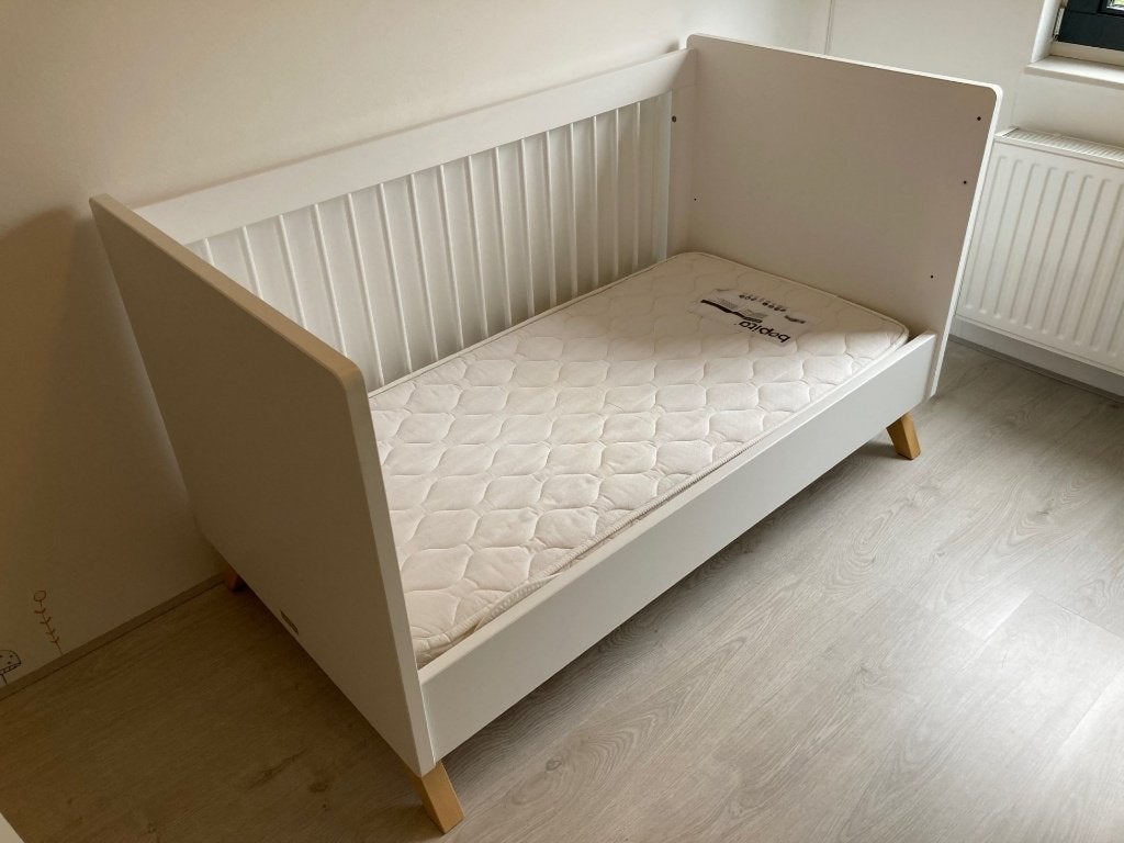 Babybed / Peuterbed Bopita Lynn, Ophalen, Gebruikt, 70 tot 85 cm, 140 tot 160 cm