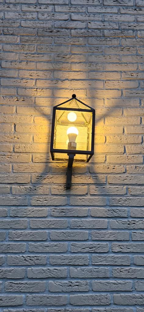 Stijlvolle buitenlantaarn (9 stuk, Tuin en Terras, Buitenverlichting, Ophalen, Minder dan 50 watt, Wandlamp, Nieuw