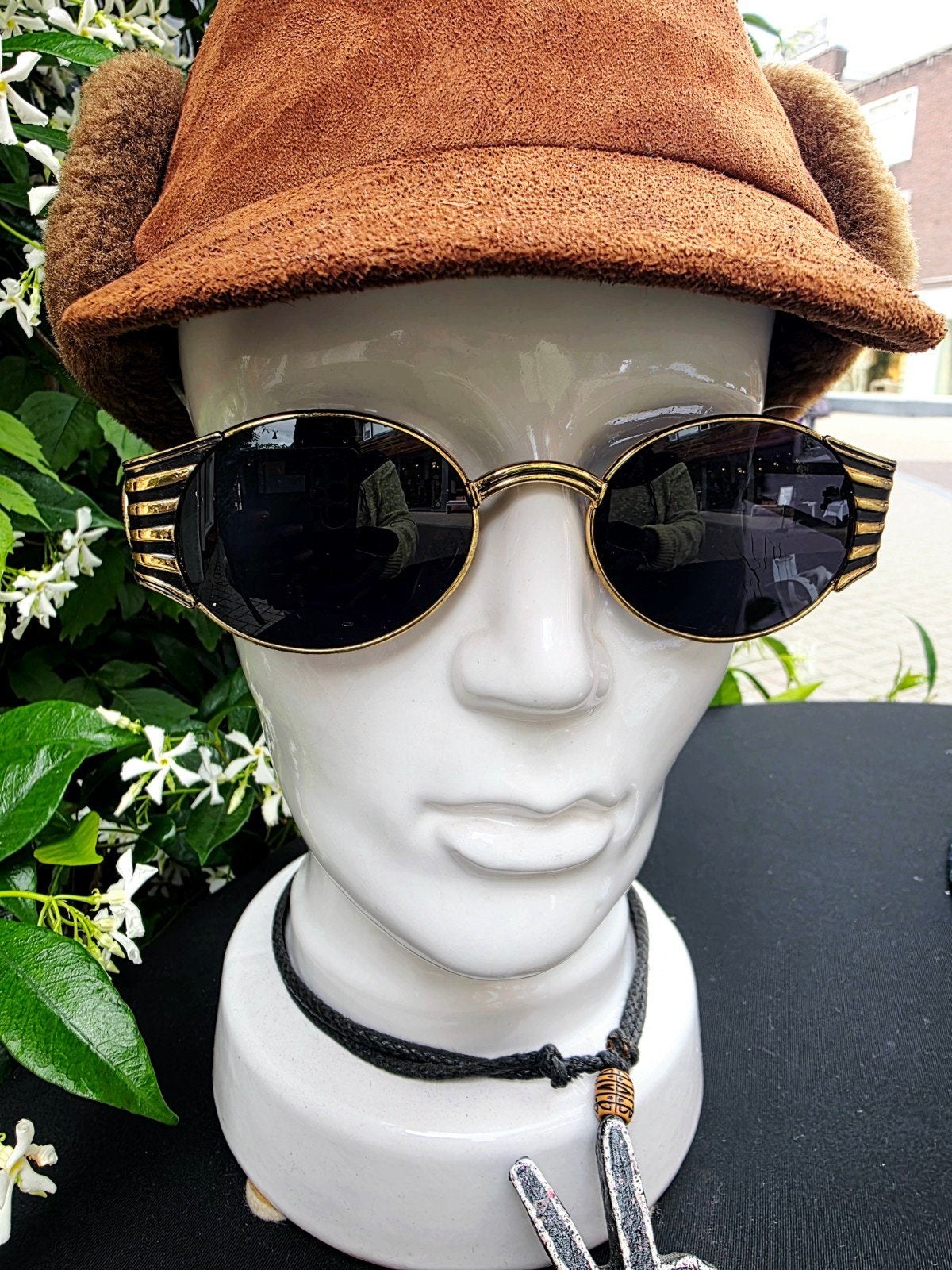 7805:Vintage Fendi FS 299 Sunglasses Oval Gold Deadstock 90s, Overige merken, Zonnebril, Zwart, Nieuw