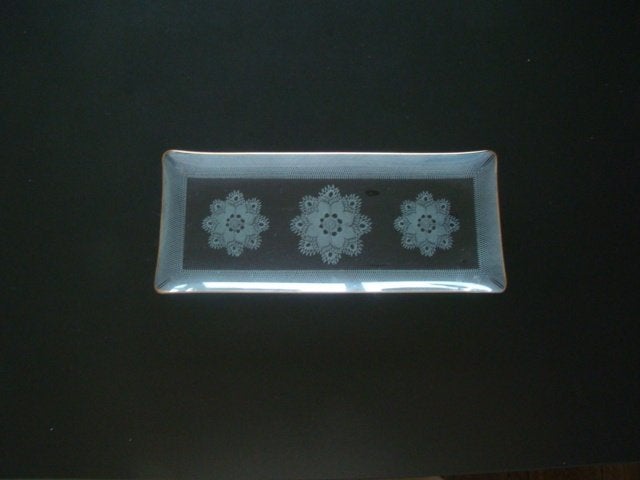 Brocante glazen schaal met kantmotief / 29 x 12,5 cm, Antiek en Kunst, Ophalen of Verzenden