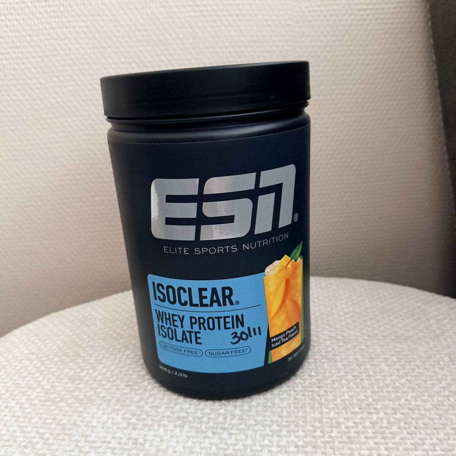 ESN Isoclear whey protein isolate 900 | Mango peach ice tea, Sport en Fitness, Ophalen of Verzenden, Nieuw, Poeder of Drank