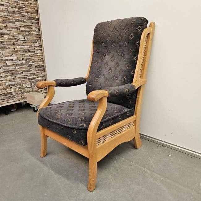hoge fauteuil / leunstoel / opoe stoel met houten frame, Gebruikt, 75 tot 100 cm, Ophalen of Verzenden, X