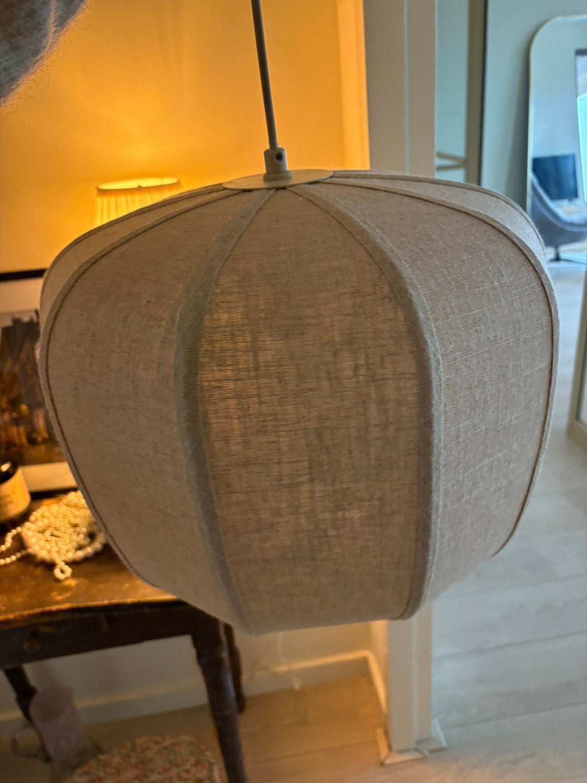 Mooie stoffen hanglamp, D.d.bkackman23@gmail.com, Textiel, Zo goed als nieuw, E27 (groot)