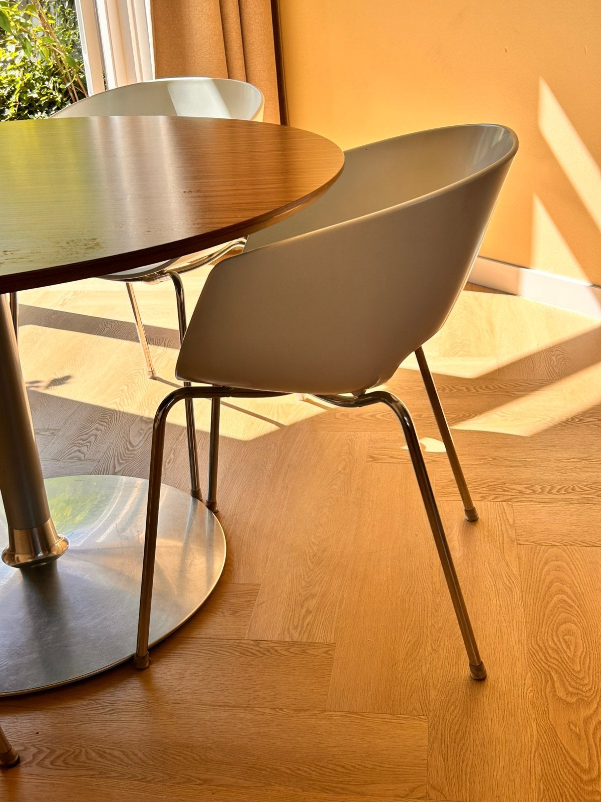 Eetkamerstoelen Orbit large van Sintesi, Huis en Inrichting, Ophalen, Zo goed als nieuw, Vijf, Zes of meer stoelen