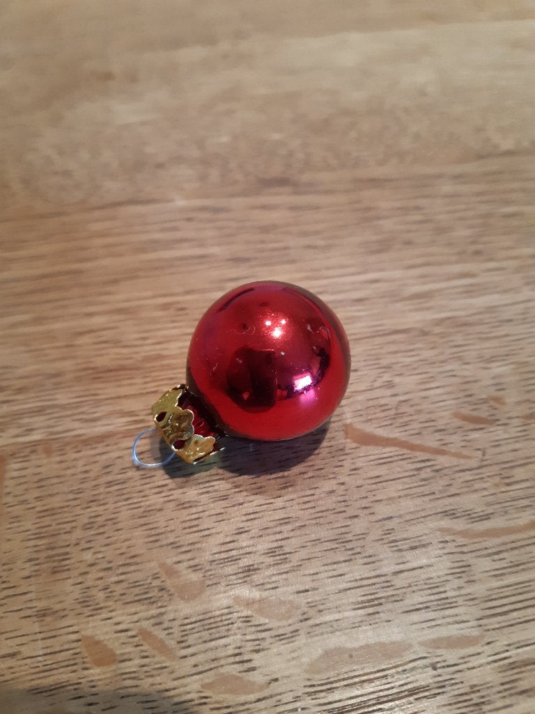 kerstballetje rood, Ophalen of Verzenden, Zo goed als nieuw