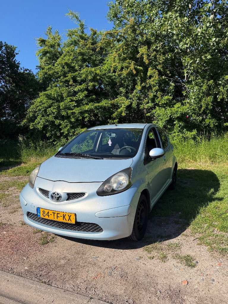 Toyota Aygo 1.0 12V Vvt-i 5DRS 2006 Blauw (Nieuwe APK!), Auto's, Voorwielaandrijving, 68 pk, Origineel Nederlands, Handgeschakeld