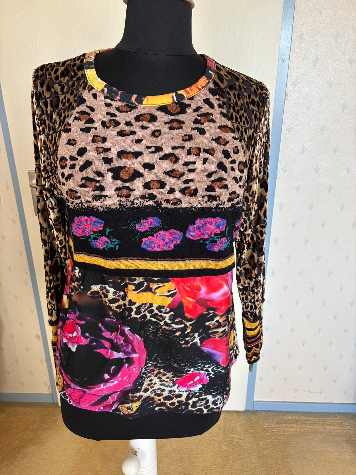 022 Nieuw truitje van Olivier Philips in maat 46, Kleding | Dames, Verzenden, Nieuw, Maat 46/48 (XL) of groter, Meerkleurig