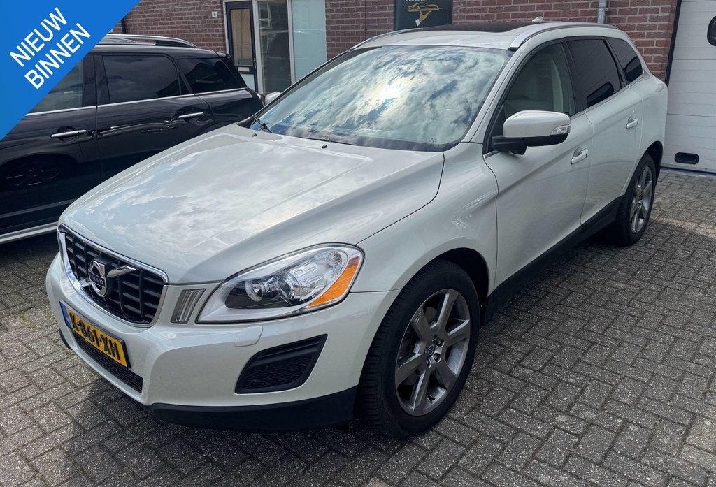 Volvo XC60 3.0 T6 AWD Summum Afn. Trekhaak,19 inch LM wielen, Automaat, Euro 5, Gebruikt, 2953 cc