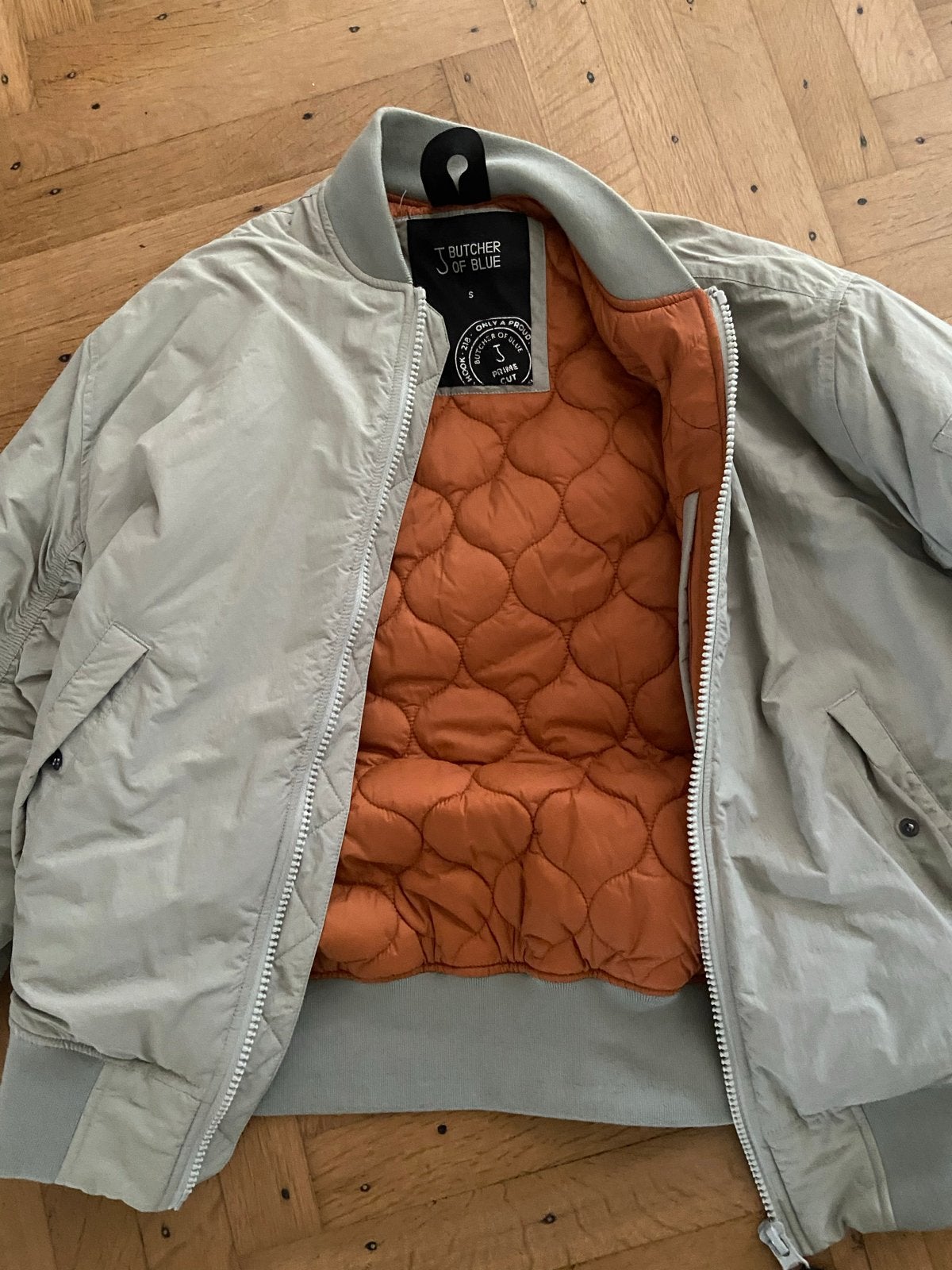 Butcher of Blue Bomberjack - Zo goed als nieuw, Kleding | Heren, Ophalen of Verzenden, Zo goed als nieuw, Grijs
