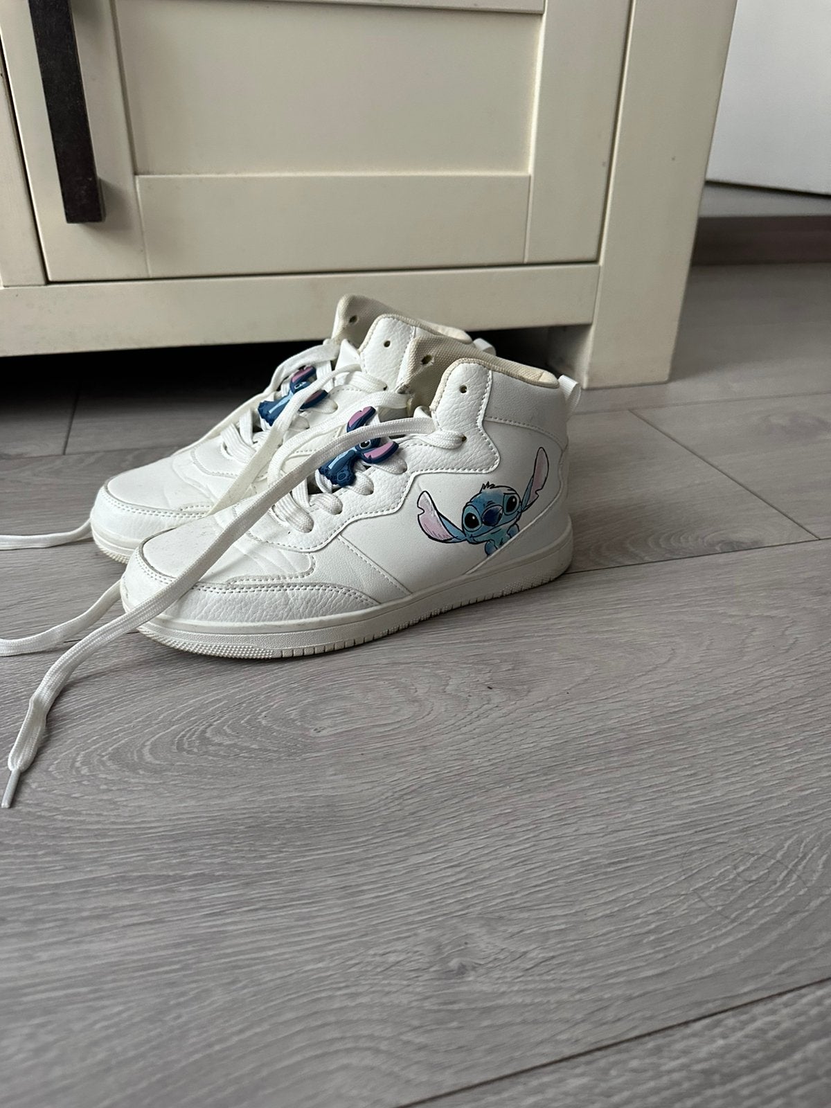 Stitch schoenen maat 36, Kleding | Dames, Schoenen, Ophalen of Verzenden, Zo goed als nieuw, Sneakers of Gympen