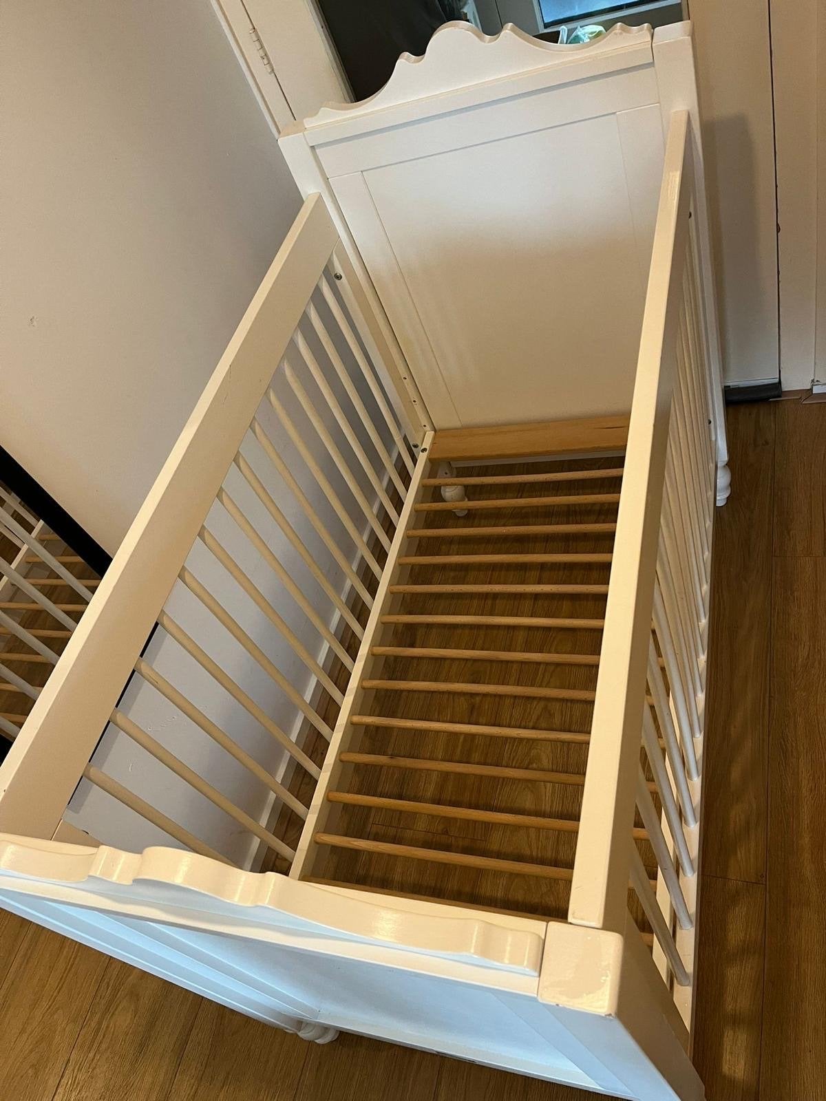 Bopita baby bedframe 60x120 cm met Julius Zölner matras, Ophalen, Zo goed als nieuw, Ledikant