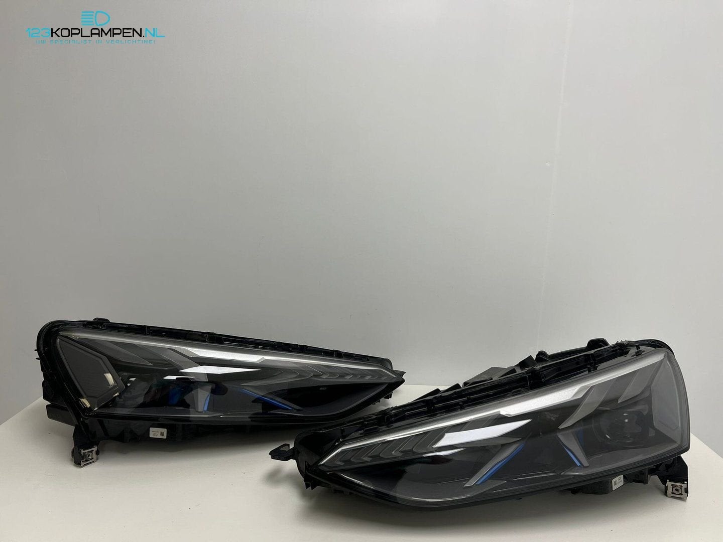 (VR) Audi E Tron GT RS Laser led koplamp links rechts