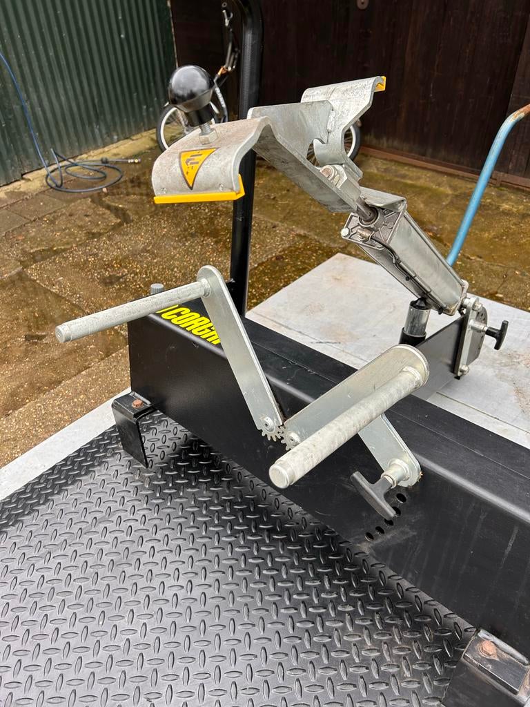 Corghi SRE bandendemonteer apparaat run flat, Auto diversen, Autogereedschap, Ophalen, Gebruikt