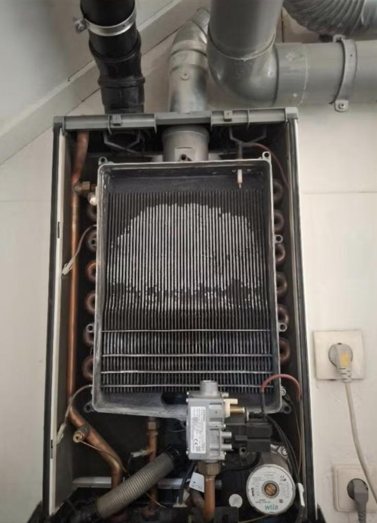 Onderhouds/installatiemonteur cv, Minder dan 30 cm, Cv-ketel of Combi-ketel, Nieuw, Minder dan 60 cm