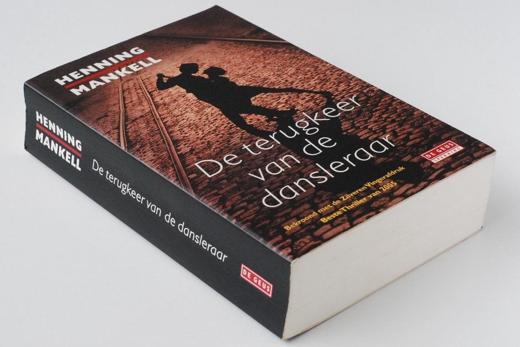 De terugkeer v.d. dansleraar - Henning Mankel - Misdaad 2012, Zo goed als nieuw, Henning Mankell, Ophalen of Verzenden