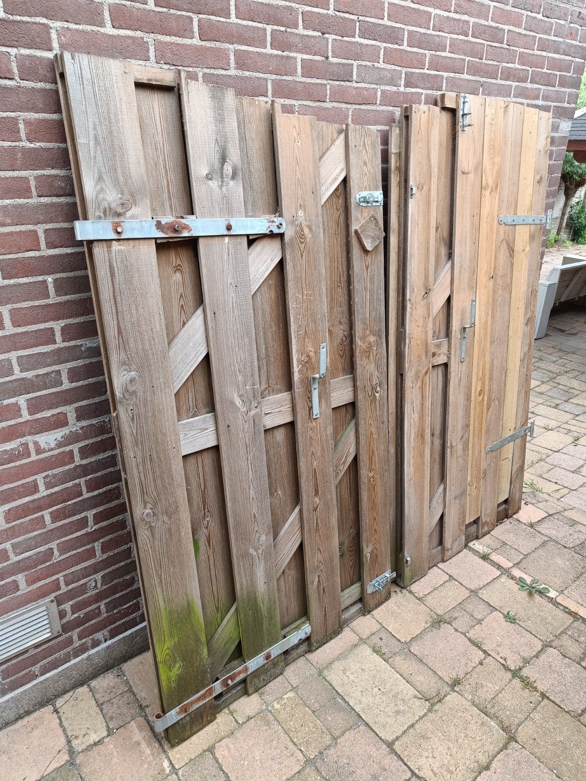 2 stuks schutting deur / poortdeur met hang en sluitwerk, Ophalen, Hout, Draaipoort, 150 tot 200 cm