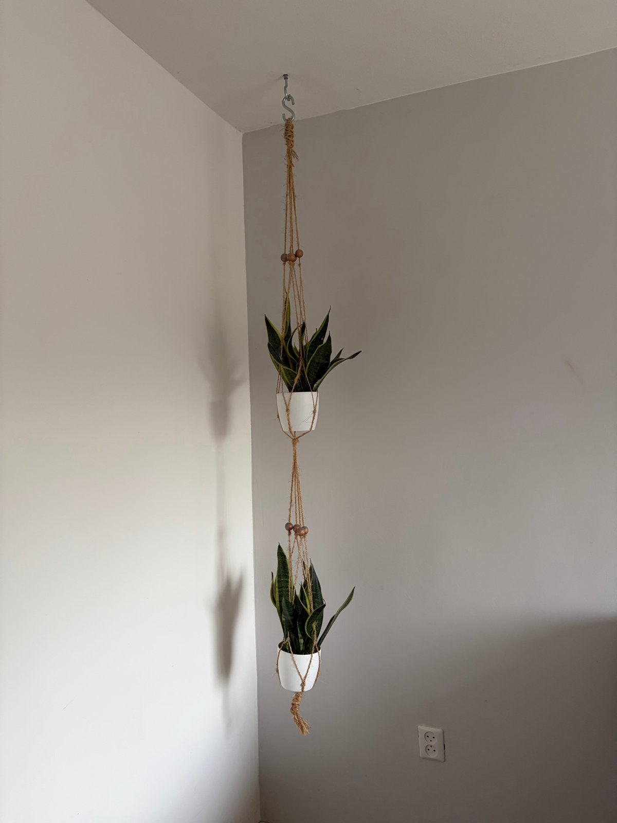 Macramé plantenhanger met twee niveaus, Ophalen, Gebruikt, Boho, Natuurlijk materiaal