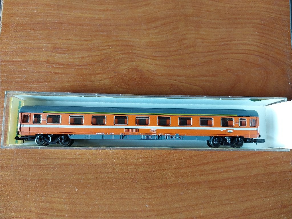 Minitrix 3105 SNCF eerste klasse rijtuig N spoor, Hobby en Vrije tijd, Modeltreinen | N-Spoor, Gebruikt, Gelijkstroom, Trix, Wagon