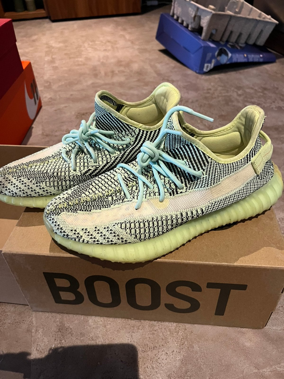 Yeezy Boost 350 V2 sneakers origineel zgan, Kleding | Heren, Schoenen, Overige kleuren, G, Ophalen of Verzenden, H