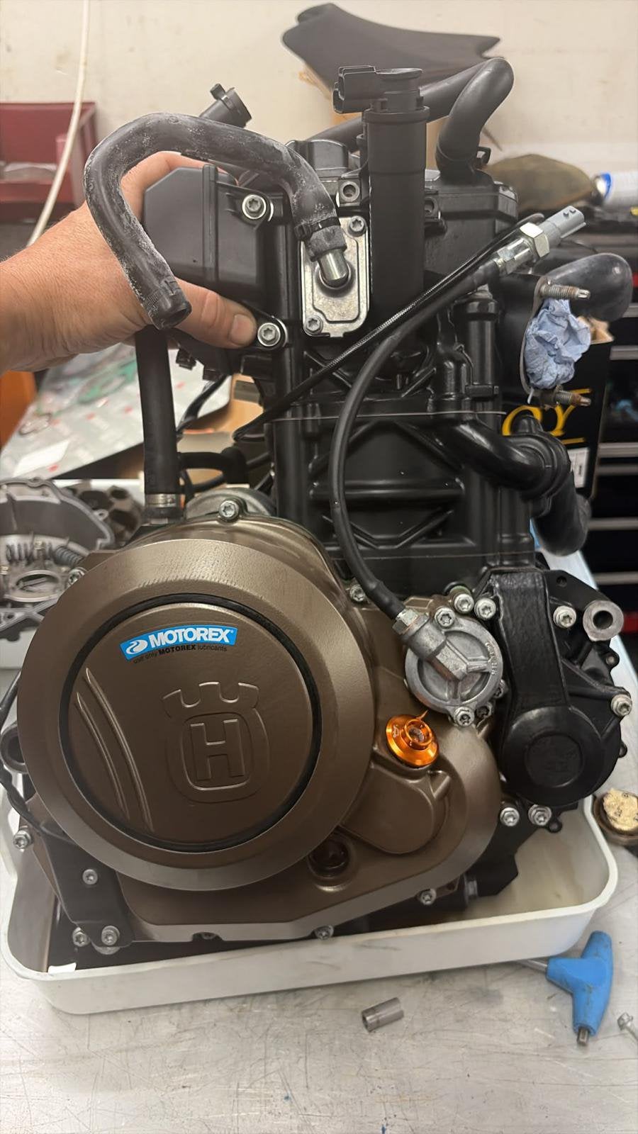 Husqvarna ktm 690 blok, Ophalen