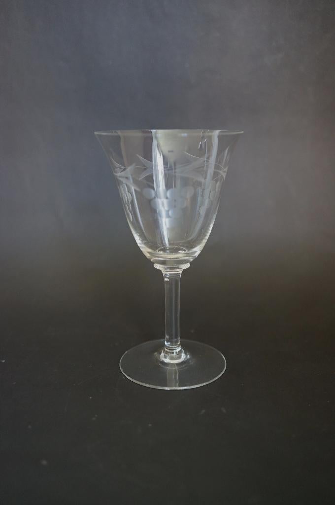 vintage antiek wijnglas geslepen druif en blad glas, Ophalen of Verzenden