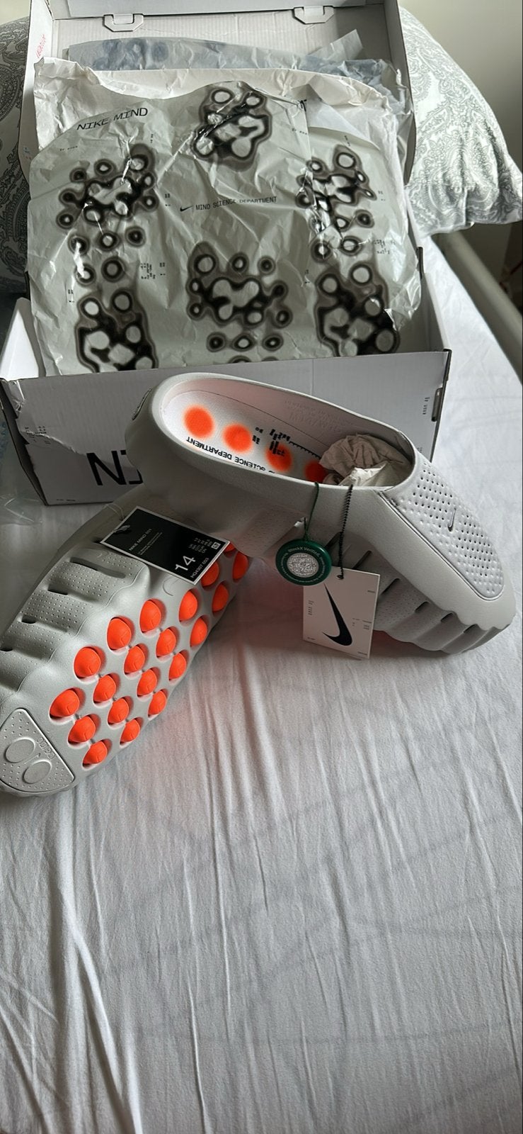 Nieuwe Nike Mind Slippers - Maat 48.5 - Ongebruikt, Ophalen of Verzenden, Nieuw, Slippers